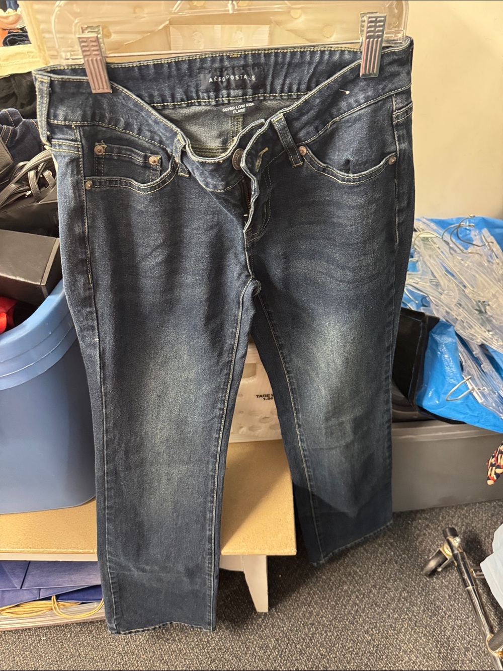 Aeropostale low rise flare butterfly jeans size 0 // 082940